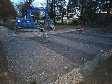 Bagger auf Baustelle