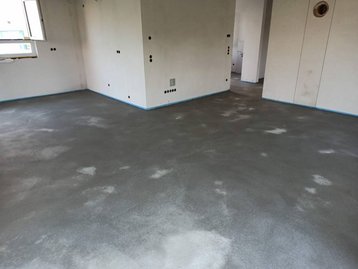 Innenraum eines unfertigen Hauses