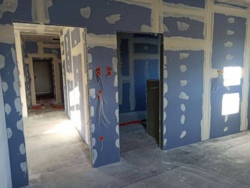 Rohinstallationen in einem Neubau