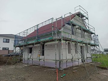 Raumwunder 100 mit neu gedecktem Dach