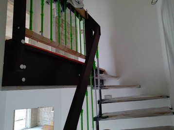 Treppe in einem Neubau