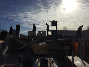 Bauarbeiter auf einer Baustelle