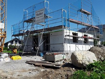 Erdgeschoss wird gebaut