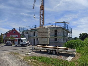 Rohbau mit Dachstuhl