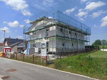 Flair 180 Duo mit Gerüst und Fenstern