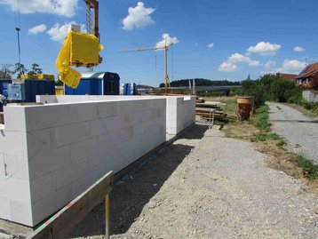 Erdgeschoss wird gebaut