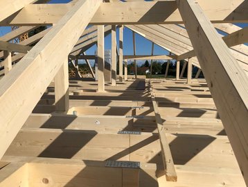 Unfertiger Dachstuhl Nahaufnahme