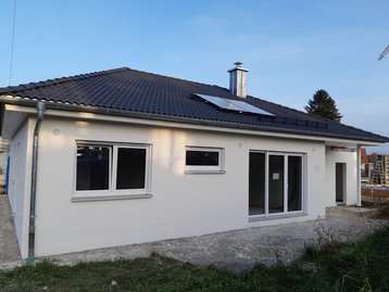 Bungalow 128 von hinten