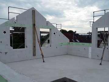 Obergeschoss wird gebaut