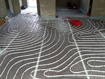 Einbau einer Fußbodenheizung