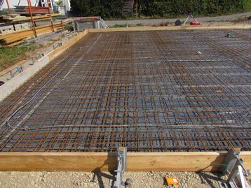 Bodenplatte wird gebaut