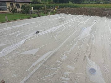 Neue Bodenplatte für einen Bungalow 128